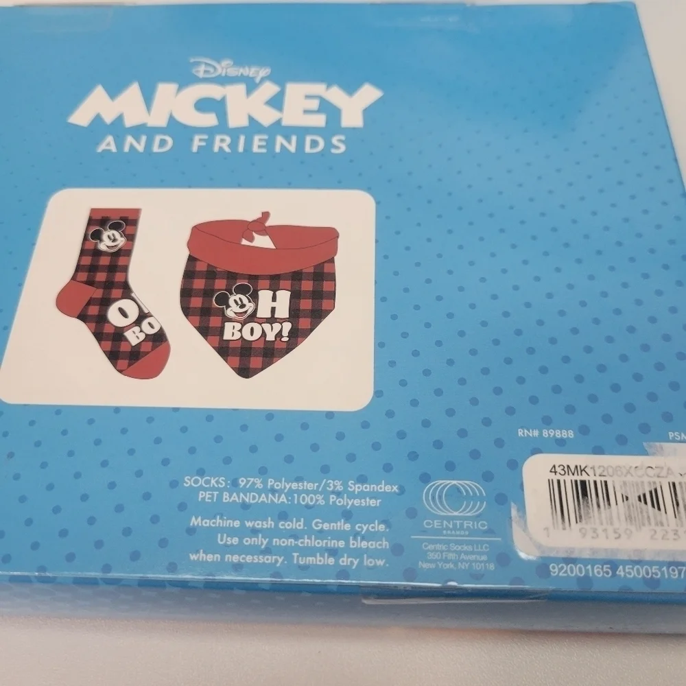 Disney pet matching set Bandana And Socks